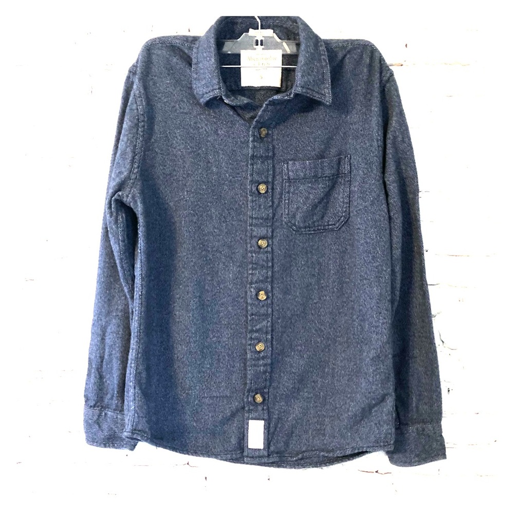 Abercrombie Muscle Button Down Long Sleeve Top